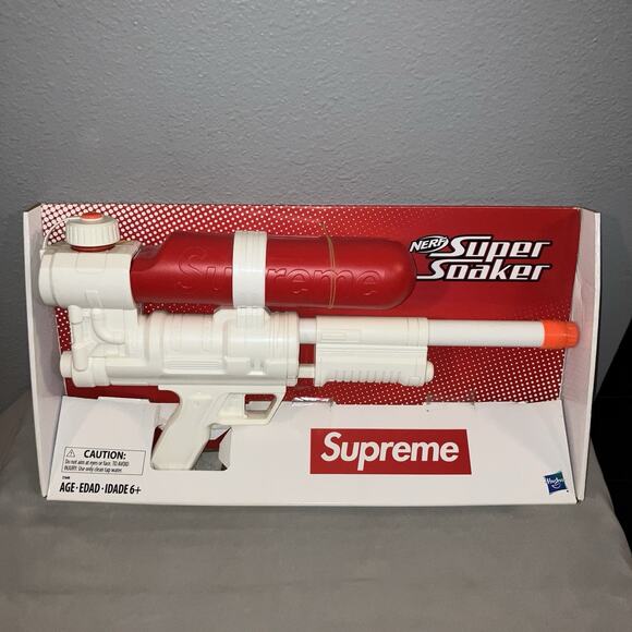 Supreme x Super Soaker 50 Ss19 Squirt Gun Water Pistol Blaster / Keychain *Used* - Picture 3 of 10